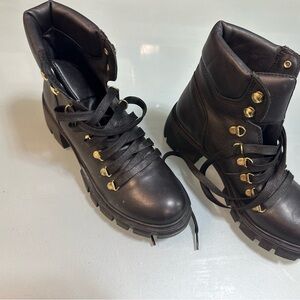 Steve Madden Size 7 Black Boots